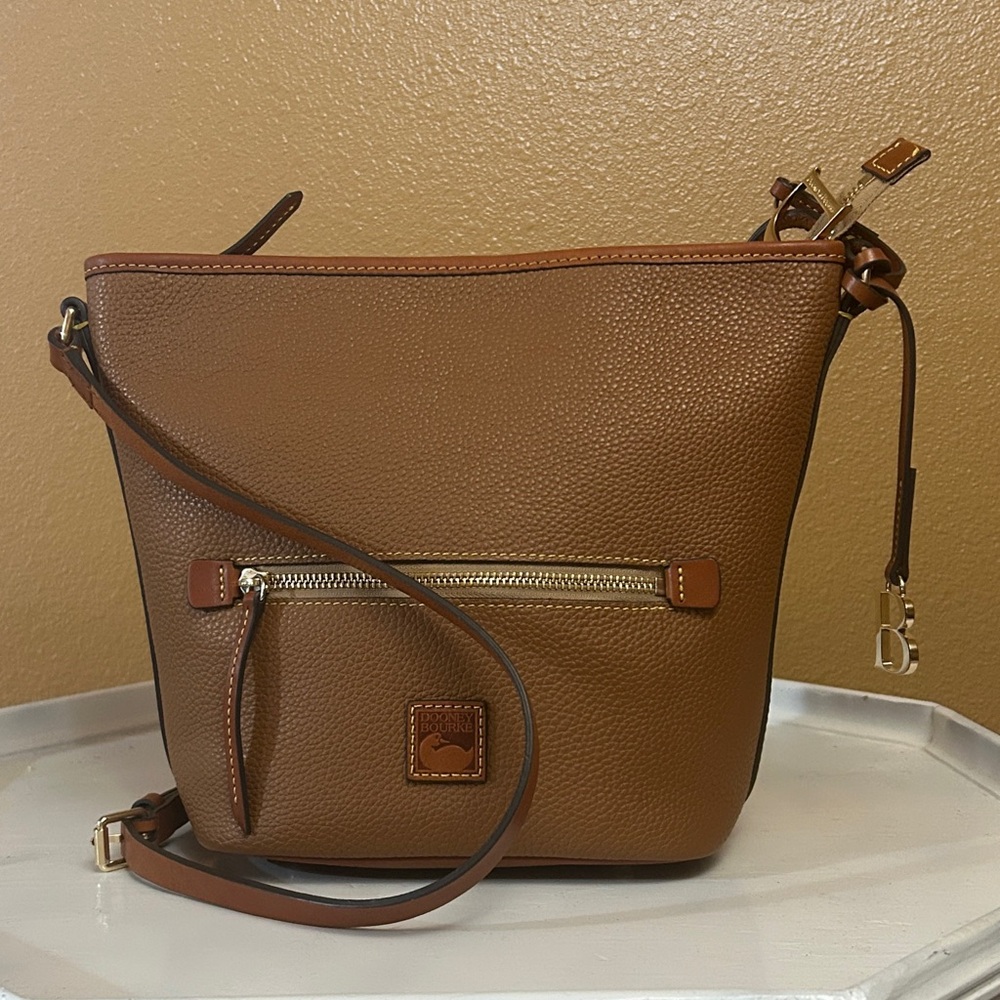 Dooney & Bourke Pebble Grain Small Zip Sac Bag - Caramel